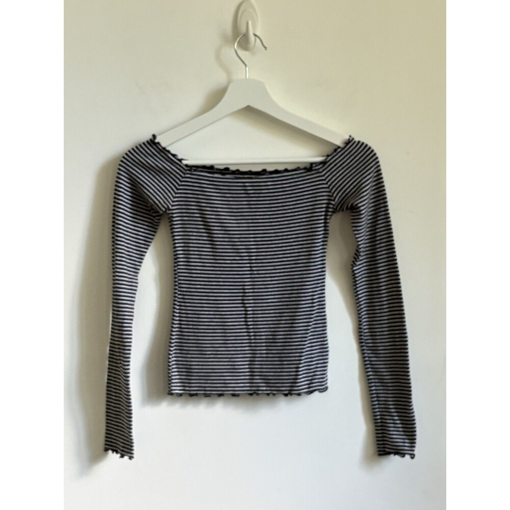Hollister long sleeve blouse size S Striped Soft Stretch Cropped Lettuce Trims